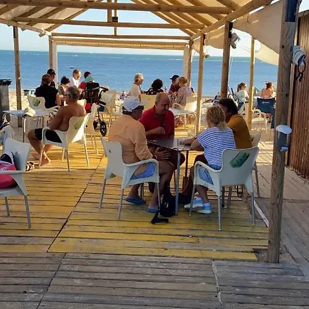 Vistas Al Mar En *